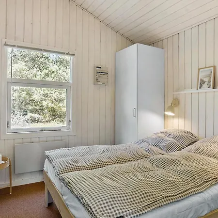 Holiday home 3 Bedroom Stunning In