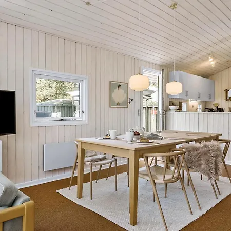 Сasa de vacaciones 3 Bedroom Stunning In Blokhus